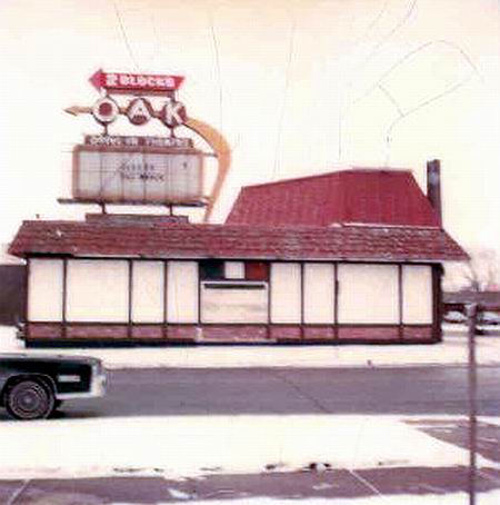 Oak Drive-In Theatre - OLD SHOT OF MARQUEE ON WOODWARD